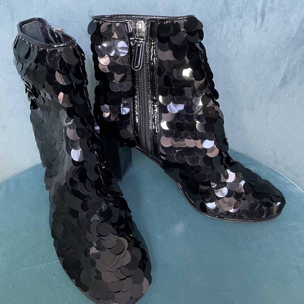 Perfect CHANEL Party Booties-Black Sequin Round Toe Ankle Boot with Silver CC - Picture 2 of 5